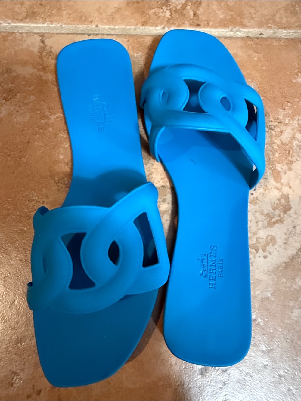 Hermes Bright Blue Oran Rubber Slide Sandals - Picture 6 of 6